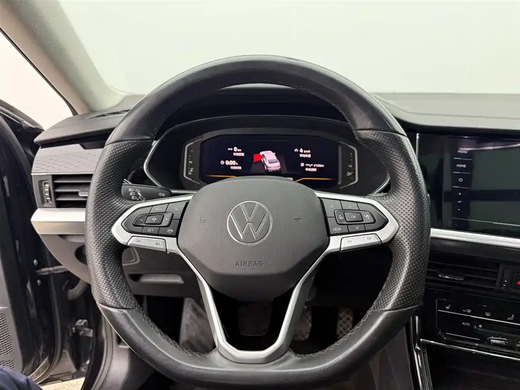 Volkswagen Passat 2022 330TSI Starlight Elite Edition фото 13