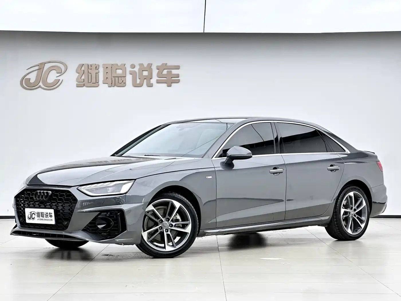 Audi A4L 2020 40 TFSI Fashion Dynamic Edition