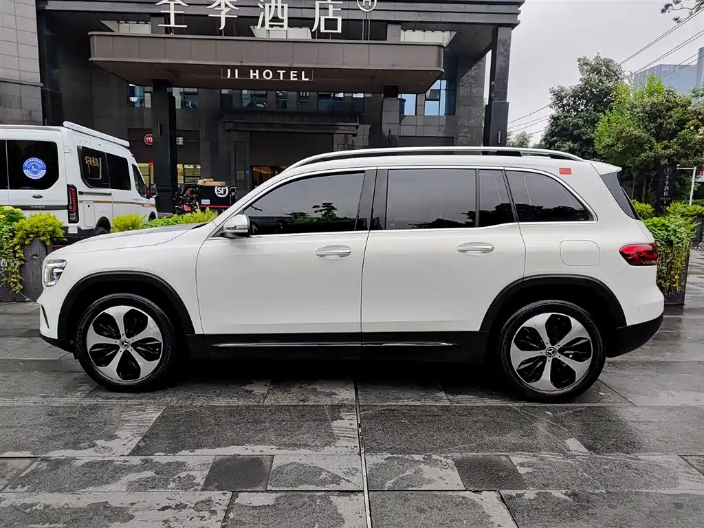 Mercedes-Benz GLB 2023 GLB 220 Style фото 3