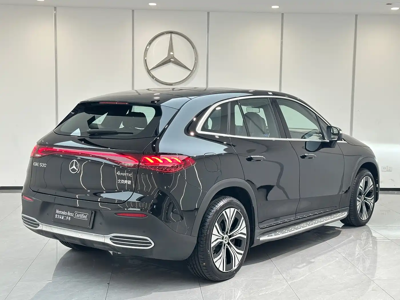 Mercedes-Benz EQE SUV 2025 2024 500 4MATIC Luxury Edition