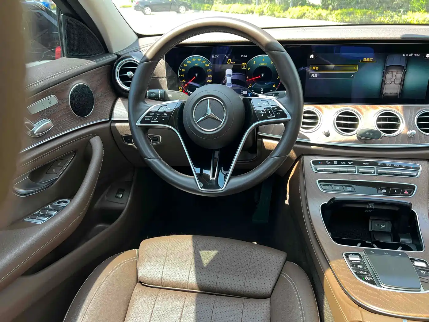 Mercedes-Benz E-Class 2023 E 260 L фото 19