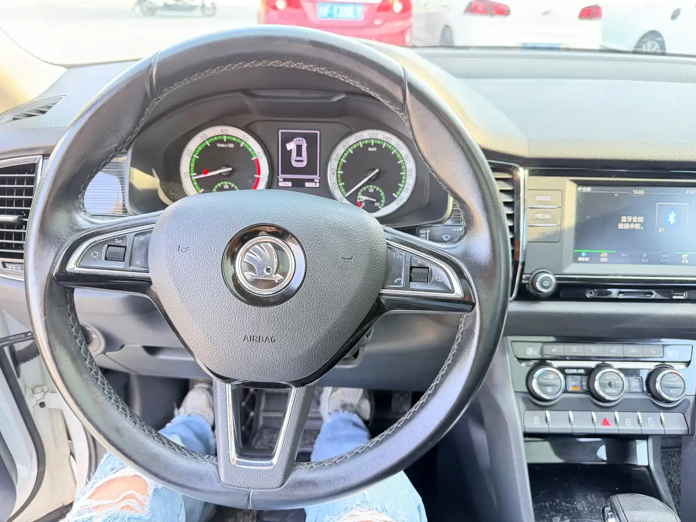 Škoda Kodiaq 2017 TSI330 7-seater 2WD Luxury Edition фото 7