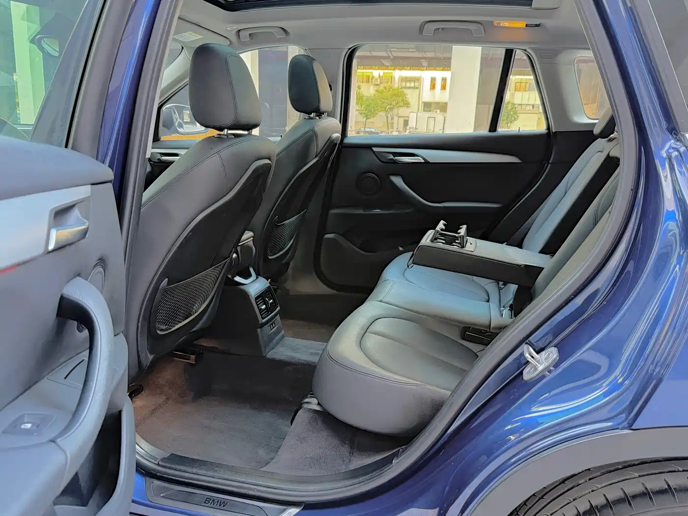 BMW X1 2019 sDrive20Li Leading Model фото 9