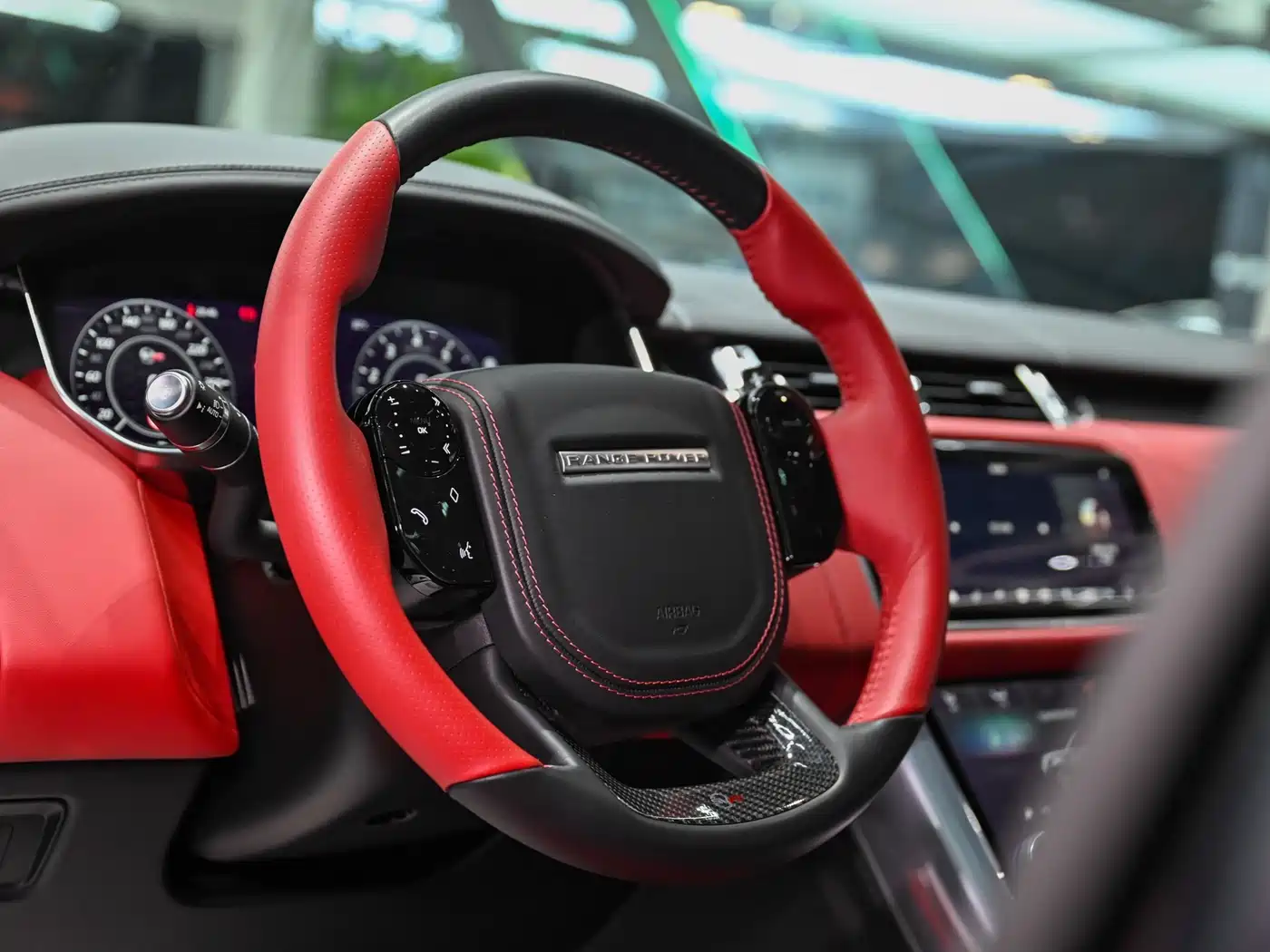 Land Rover Range Rover Sport 2022 Model 5.0 SC V8 SVR Peak Collector's Edition фото 24
