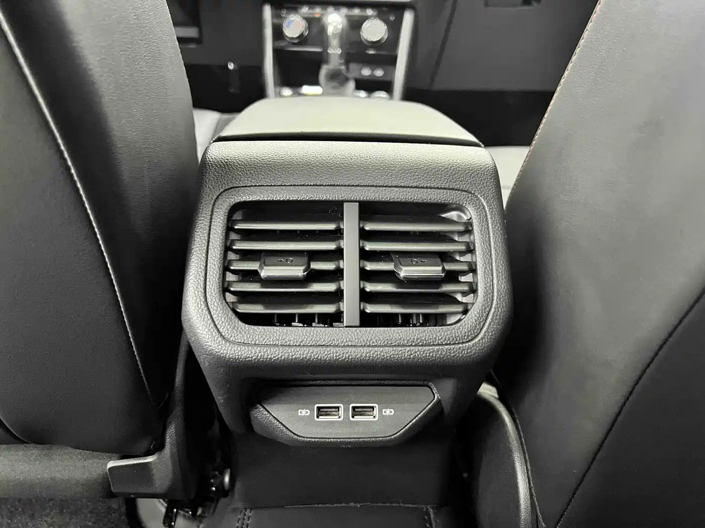Volkswagen Bora 2023 200TSI DSG Yuexing PRO Edition фото 12