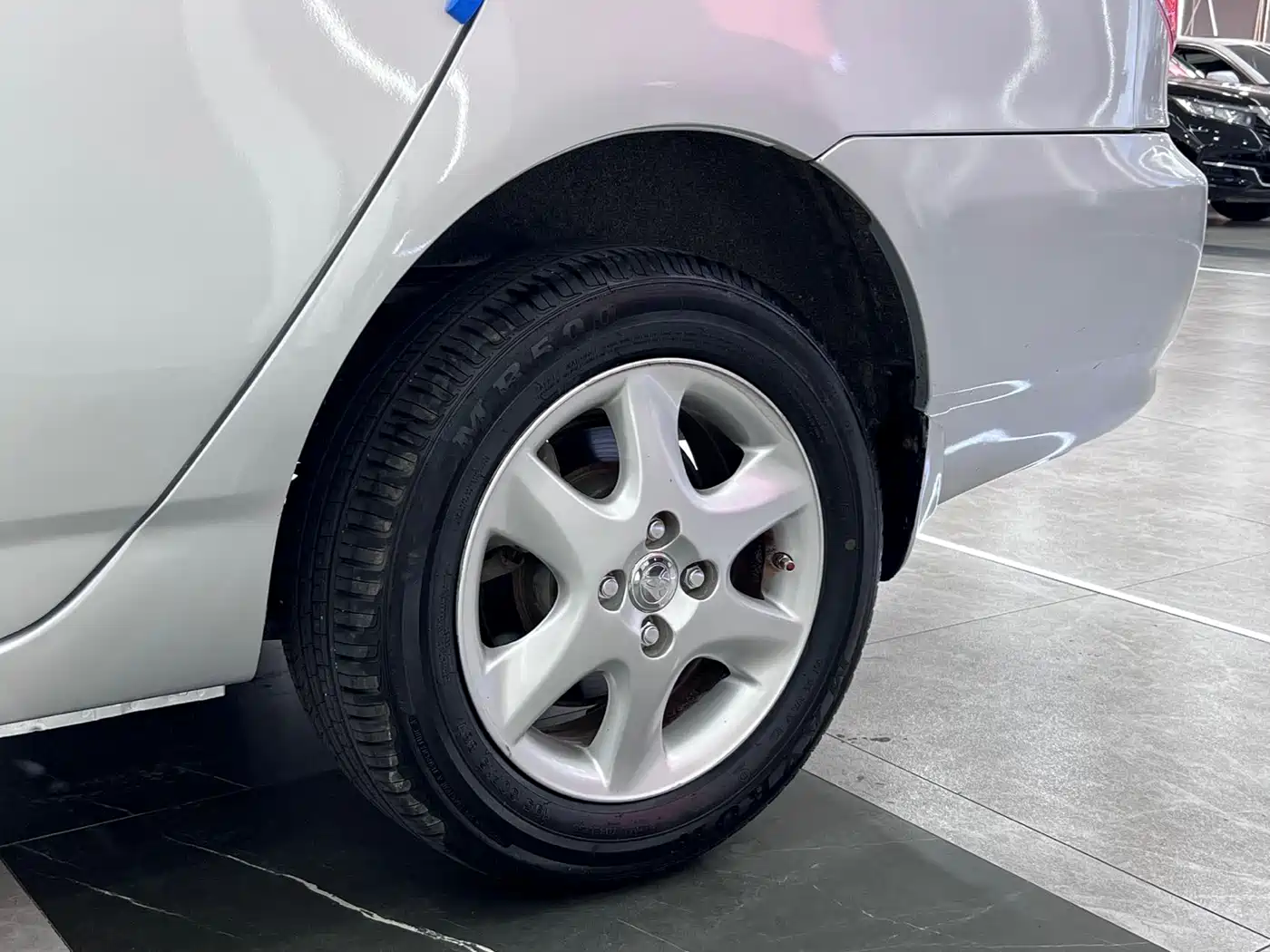 Toyota Corolla 2013 1.6L Automatic Excellence Edition фото 7