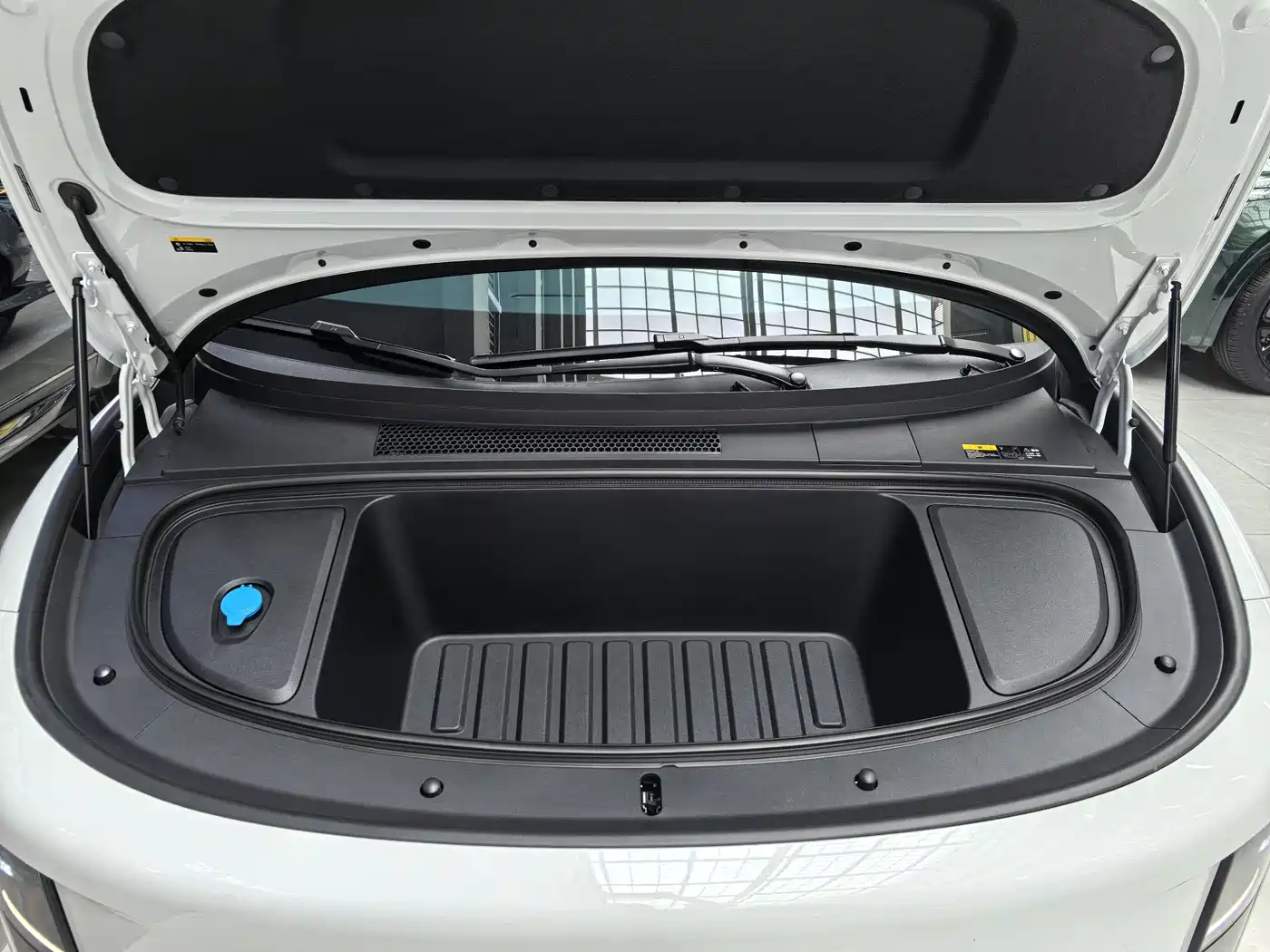 Li Auto i6 2025 2025 4WD Base Model