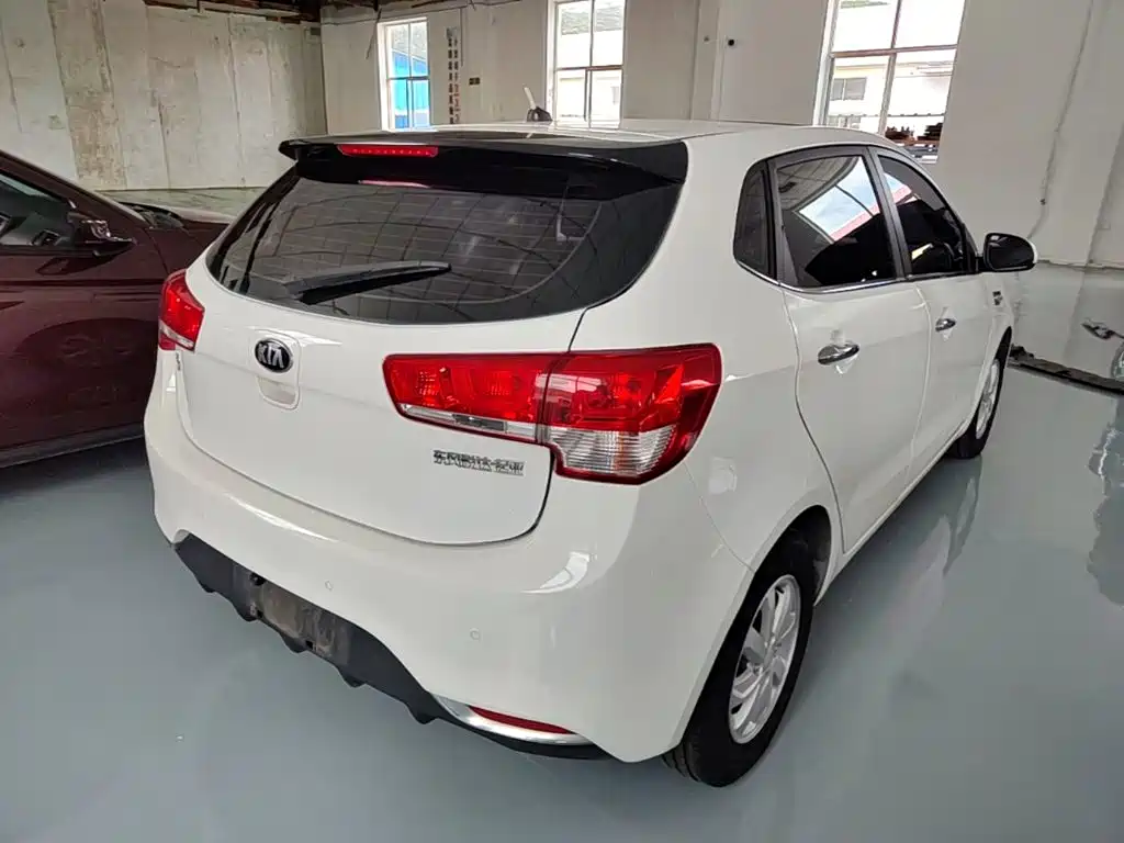 Фото 7 - Kia K2