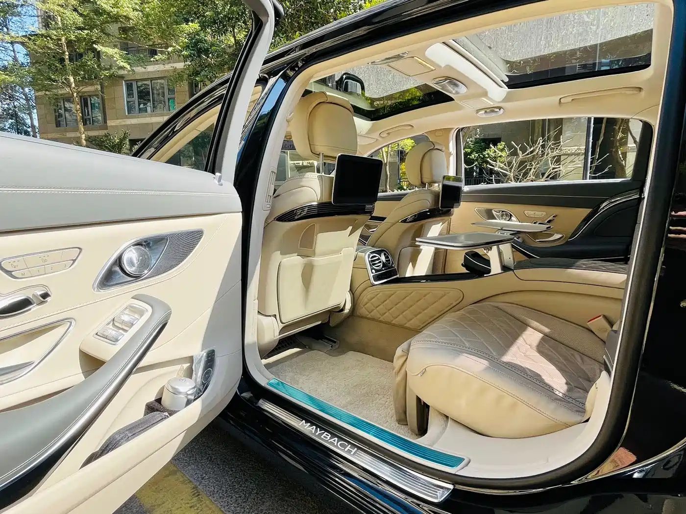 Mercedes-Benz Maybach S-Class 2018 Model S 680 фото 11