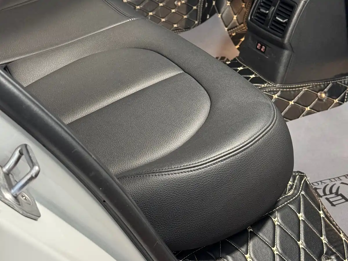 BMW X1 2019 sDrive20Li Leading Model фото 23