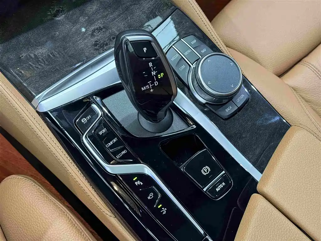 BMW 6 Series GT 2024 2022 Model 630i M Sport Package