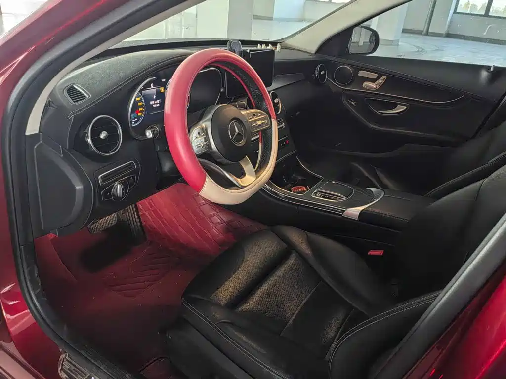 Фото 7 - Mercedes-Benz C-Class