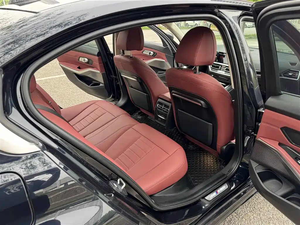 BMW 3 Series 2021 320Li M Sport Package фото 16