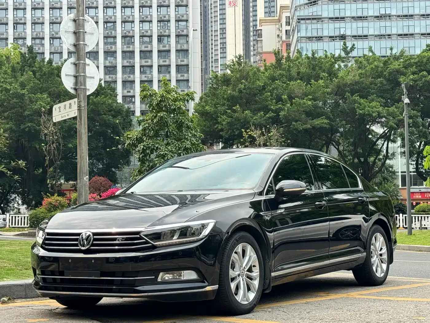 VOLKSWAGEN MAGOTAN 2019