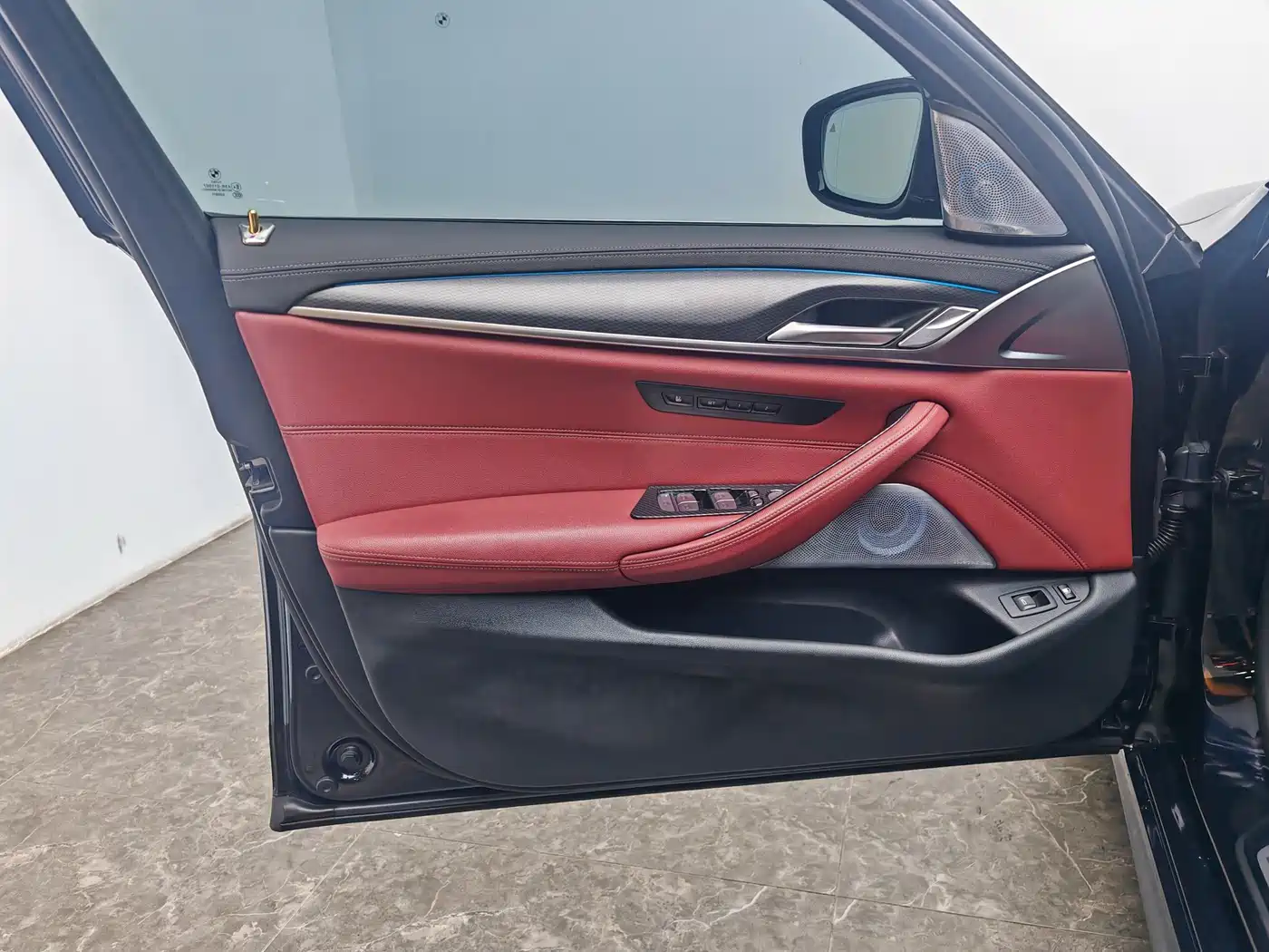 BMW 5 SERIES NEW ENERGY