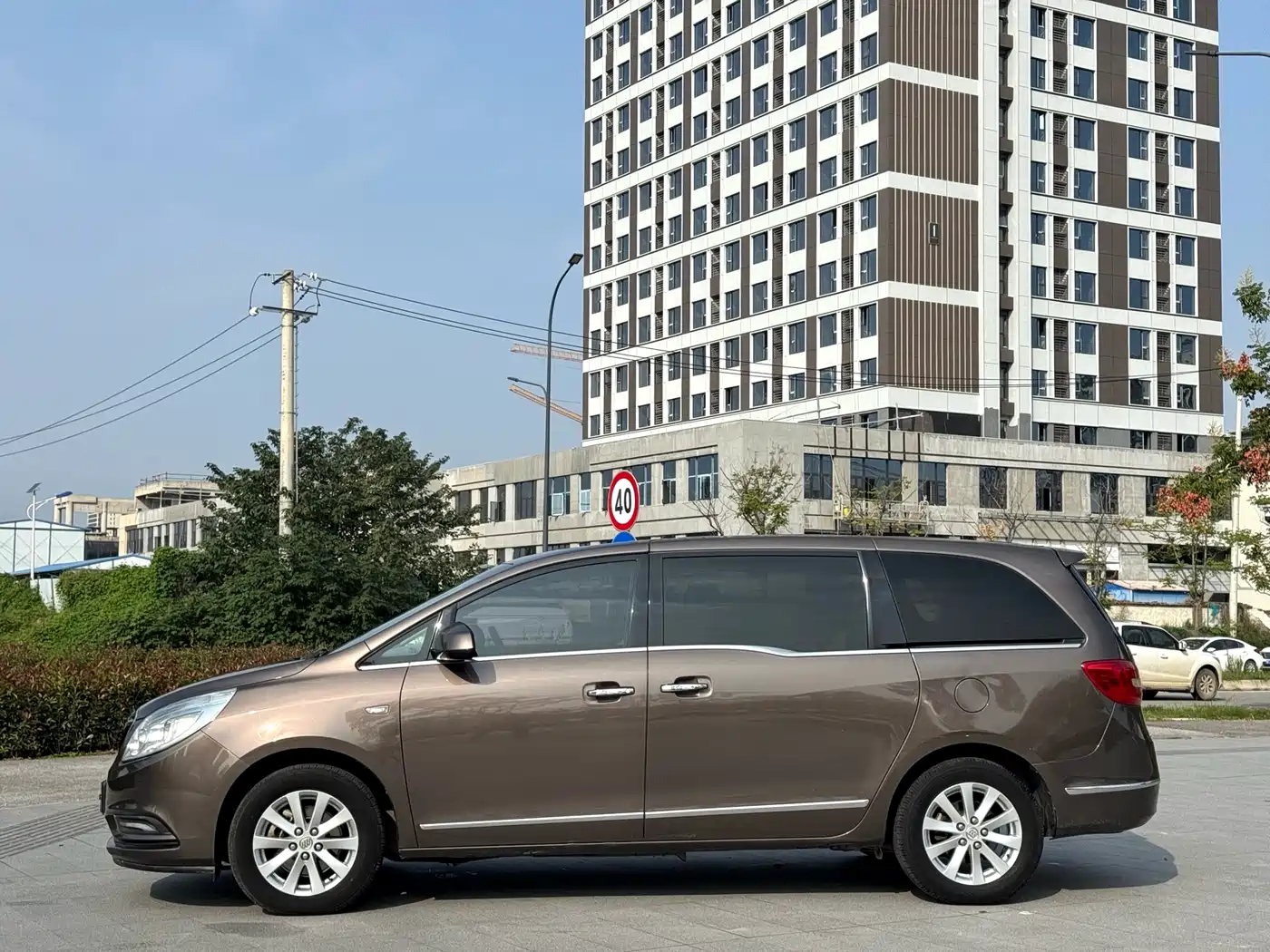 Buick GL8 2017 25S Luxury China V фото 3
