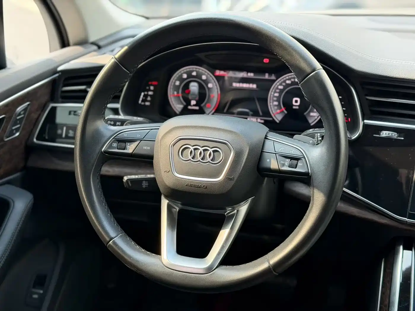 Audi Q7 2024 2023 45 TFSI quattro S line Sport