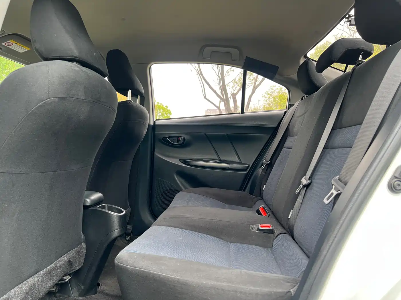 Toyota YARiS L Zhi Xiang 2019 1.5E CVT Charming China VI фото 6