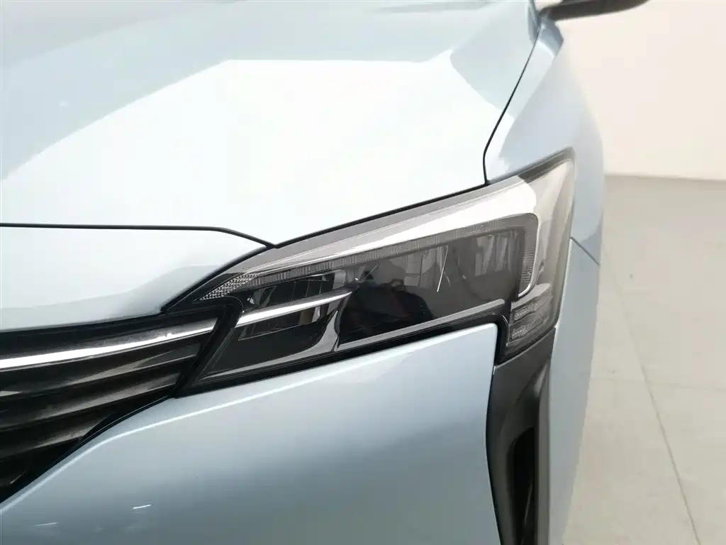 BUICK SLIGHTLY BLUE 6