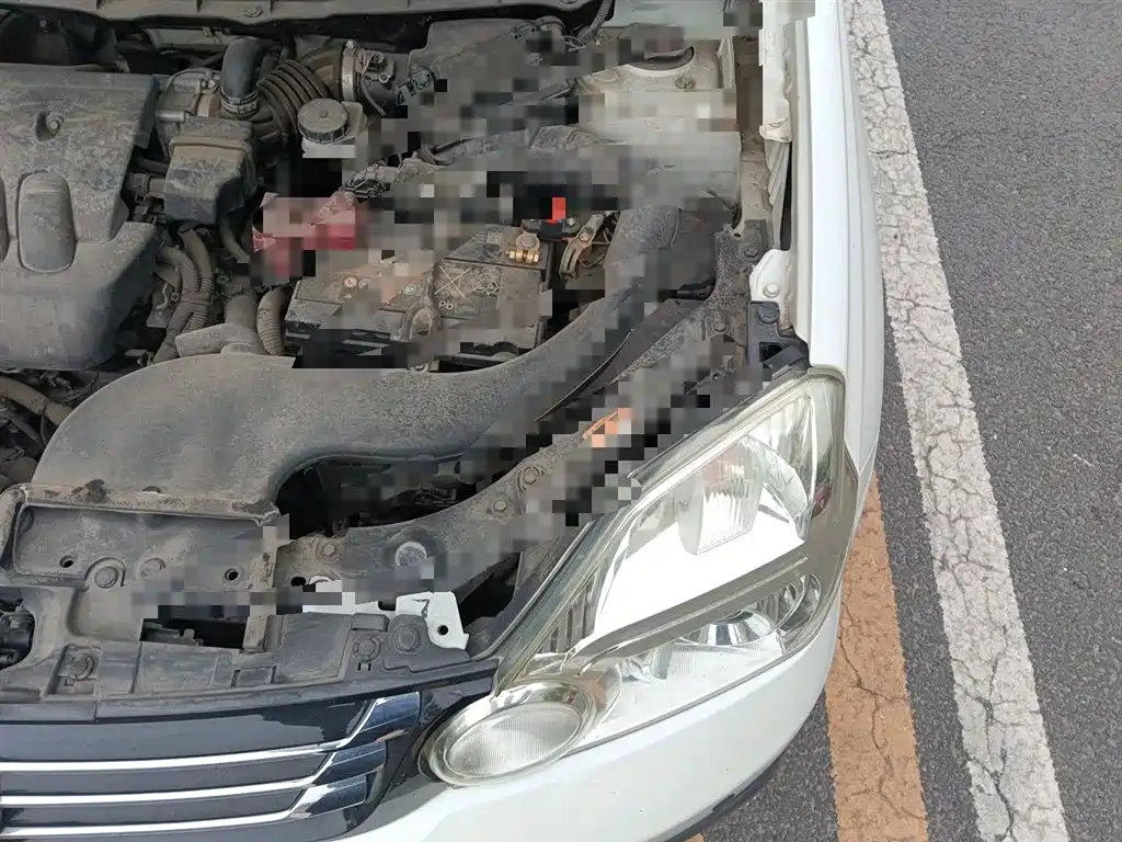 Dongfeng Fengdu MX6 2017 2016 2.0L CVT 4WD Dream