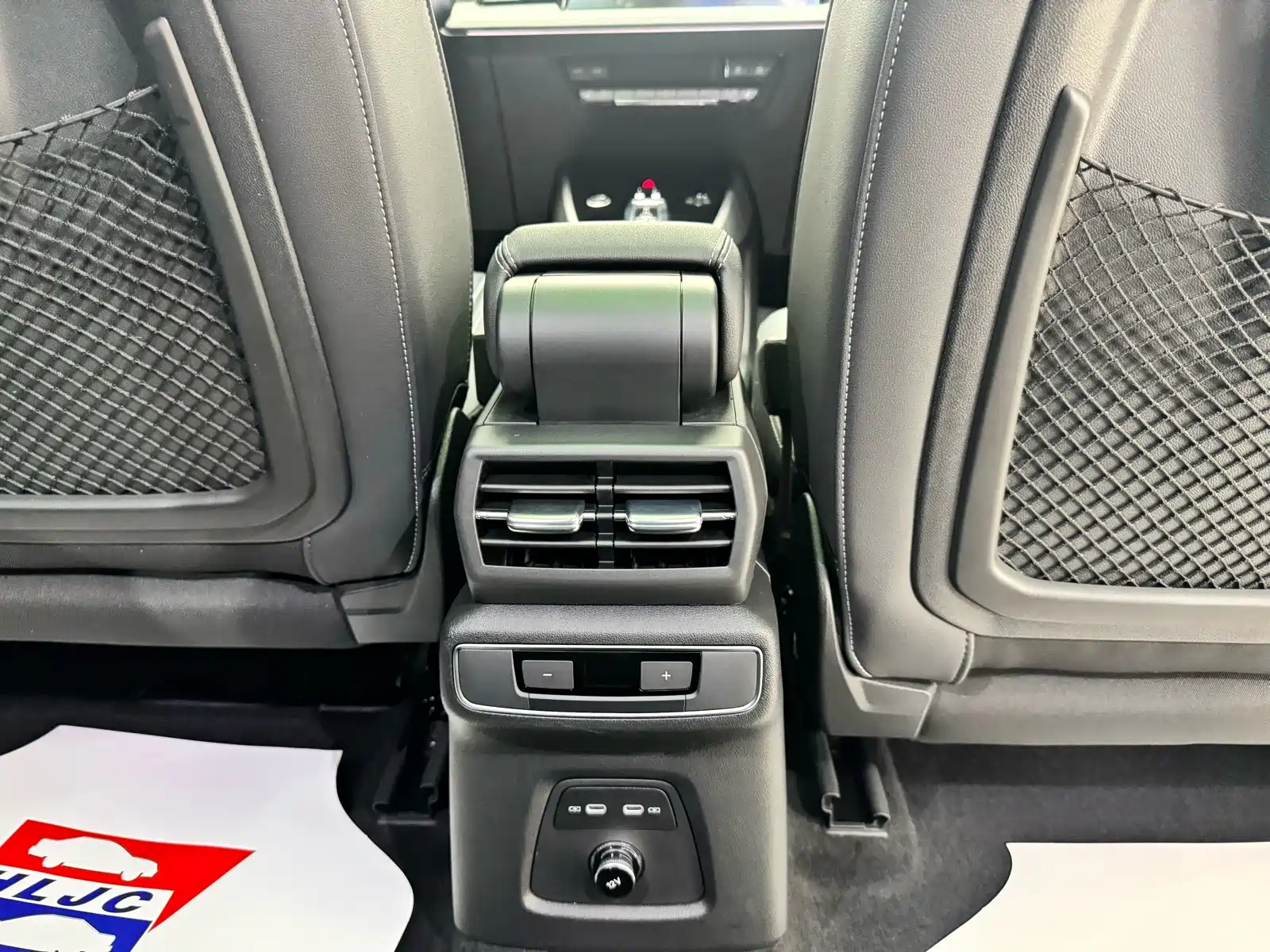 Фото 20 - Audi Q5 e-tron