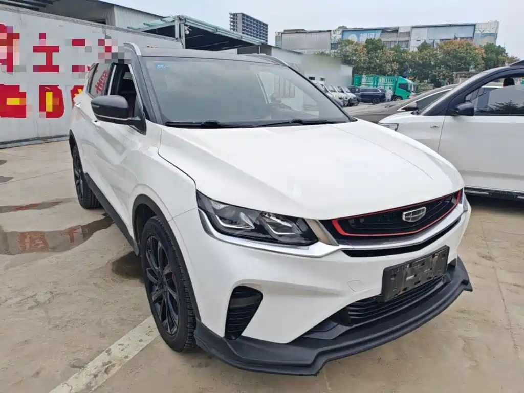 Фото 4 - Geely Coolray