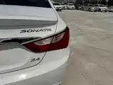 Photo 17 - Hyundai Sonata