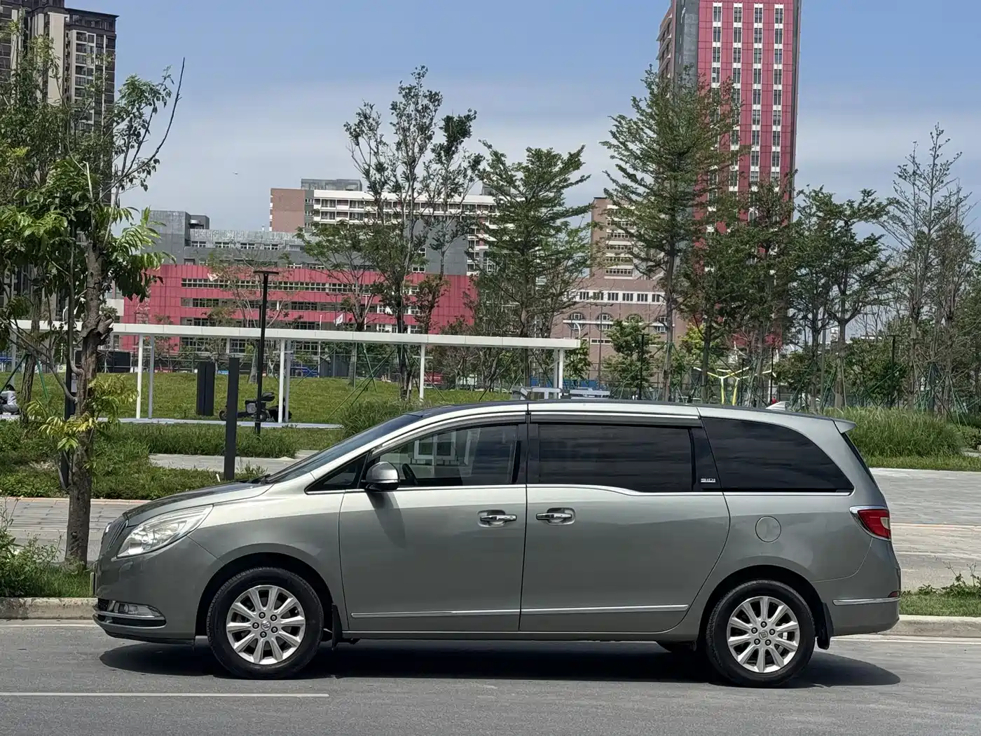 Buick GL8 2011 3.0L GT Luxury Business Elegance Edition фото 7