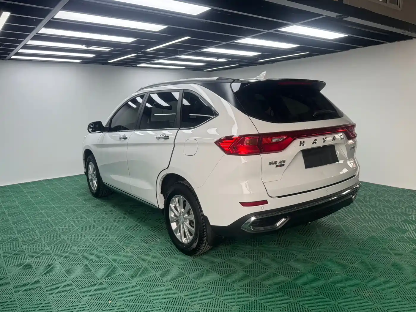 Haval M6 2021 PLUS 1.5T DCT Luxury Smart Connect фото 4