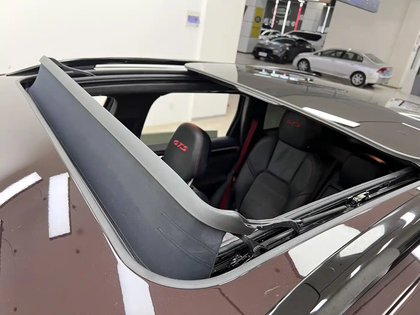 Porsche Cayenne 2015 Cayenne GTS 3.6T фото 29