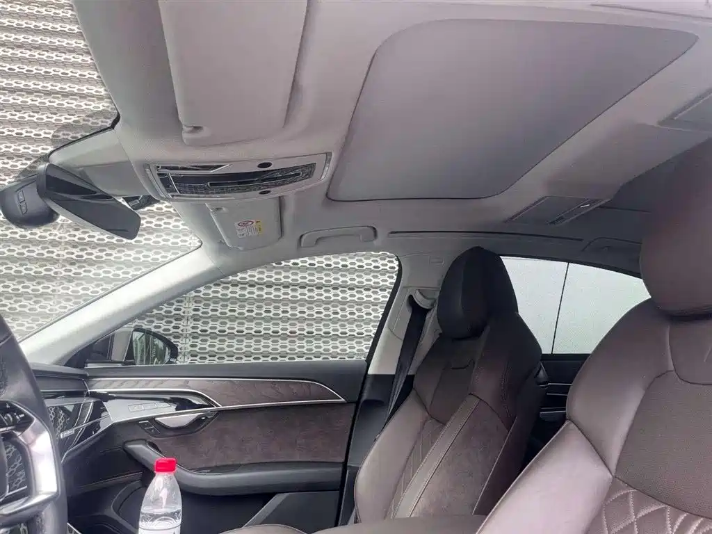 Audi A8 2021 A8L 50 TFSI quattro Comfort фото 6