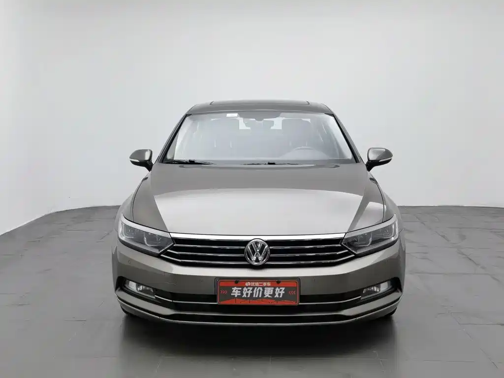 Фото 3 - Volkswagen Magotan