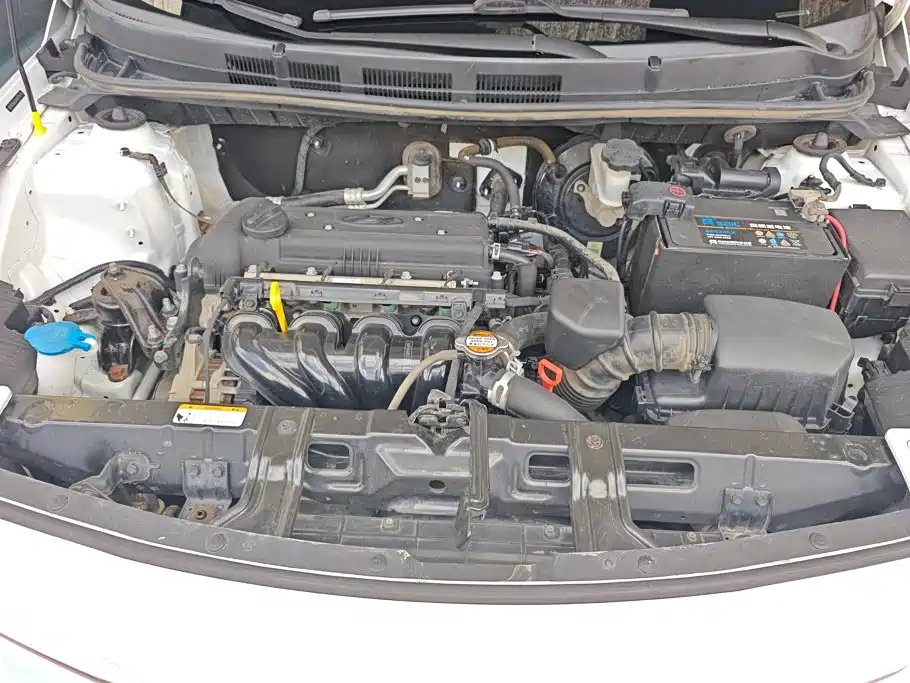 Hyundai Reina 2017 2016 1.4L Automatic GLX Leading