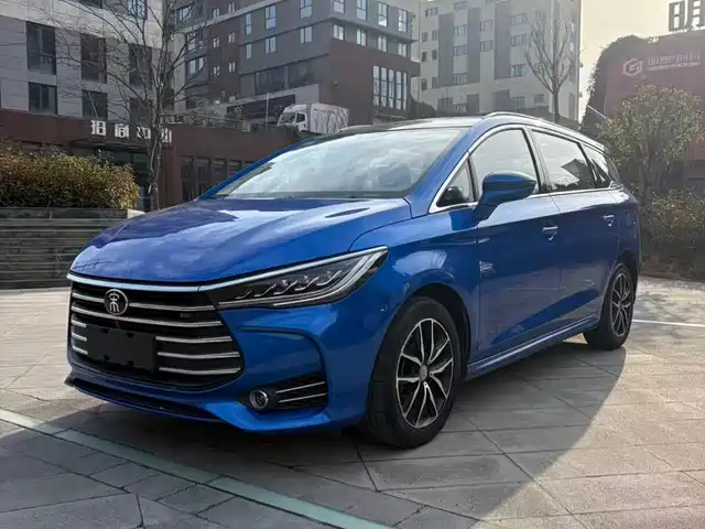 BYD SONG MAX