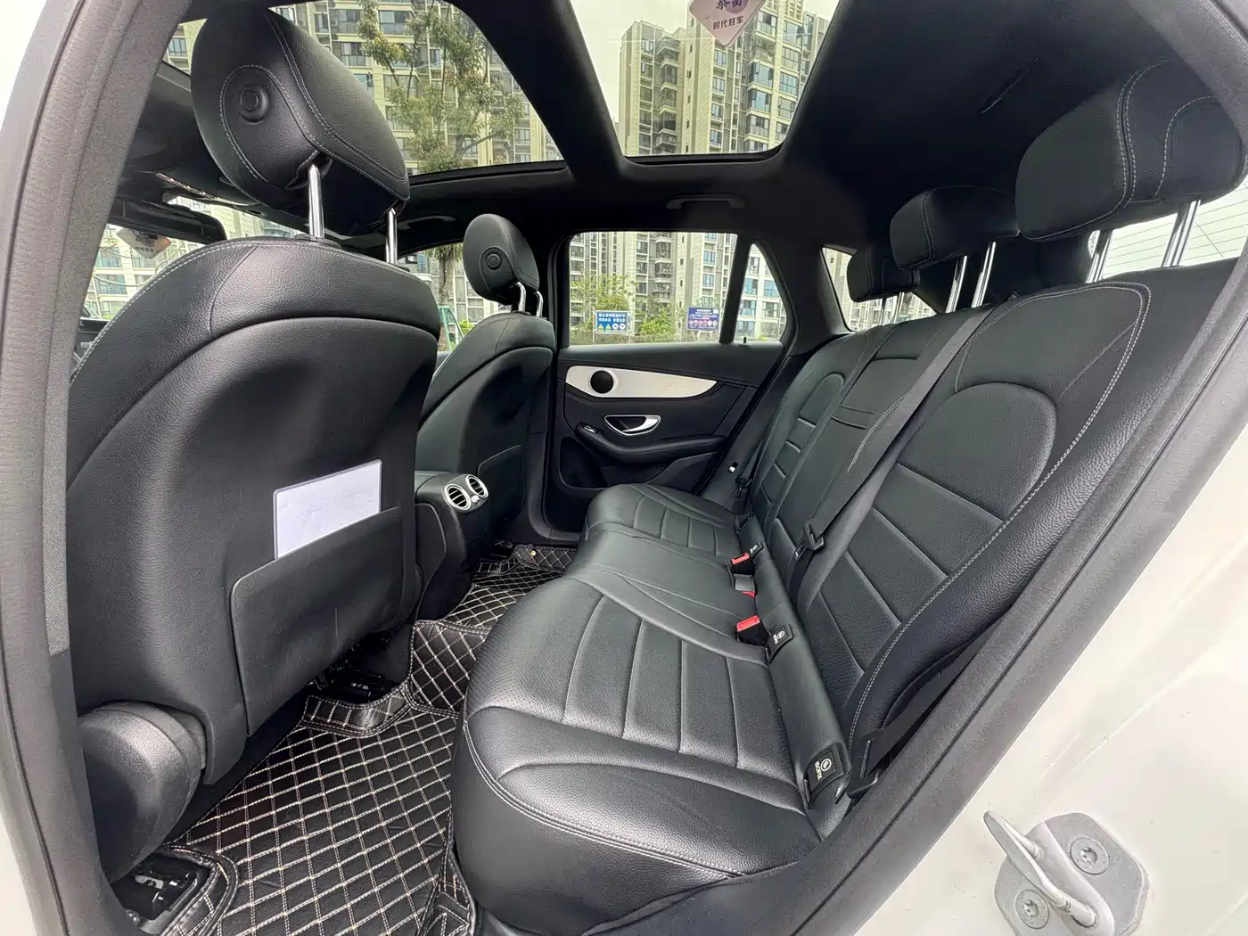 Mercedes-Benz GLC 2016 GLC 200 4MATIC фото 8