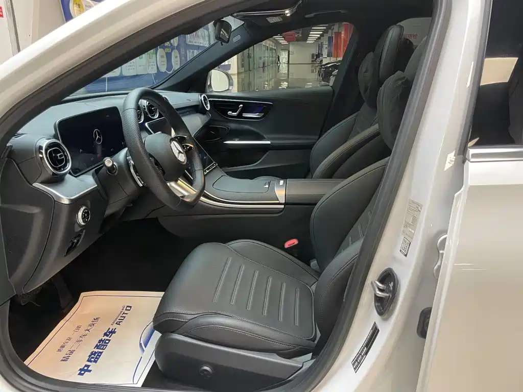 Фото 8 - Mercedes-Benz C-Class
