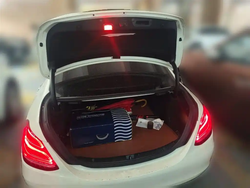 Mercedes-Benz C-Class 2015 C 180 L фото 17
