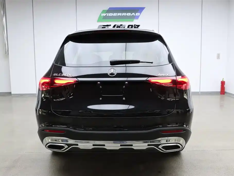 Mercedes-Benz GLC 2023 GLC 260 L 4MATIC Sport 5-seater фото 7