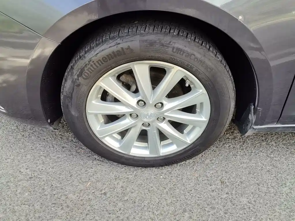 Buick Verano 2016 2015 Sedan 20T Dual-clutch Leading