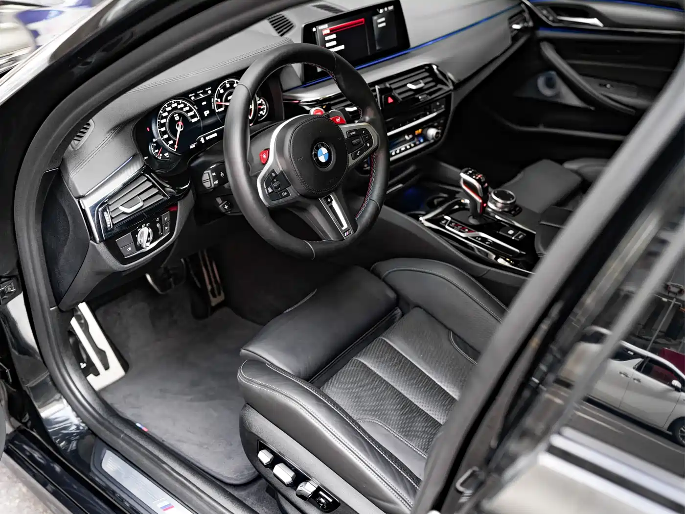 BMW M5 2018 M5 фото 7