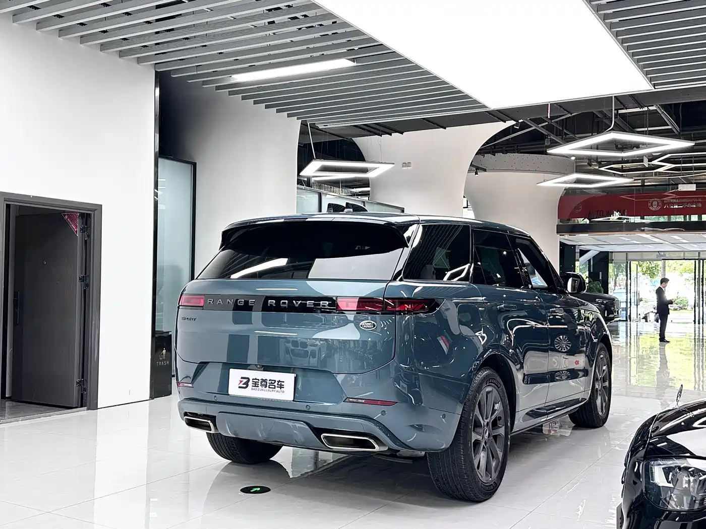 Land Rover Range Rover Sport 2023 400PS Dynamic SE фото 22