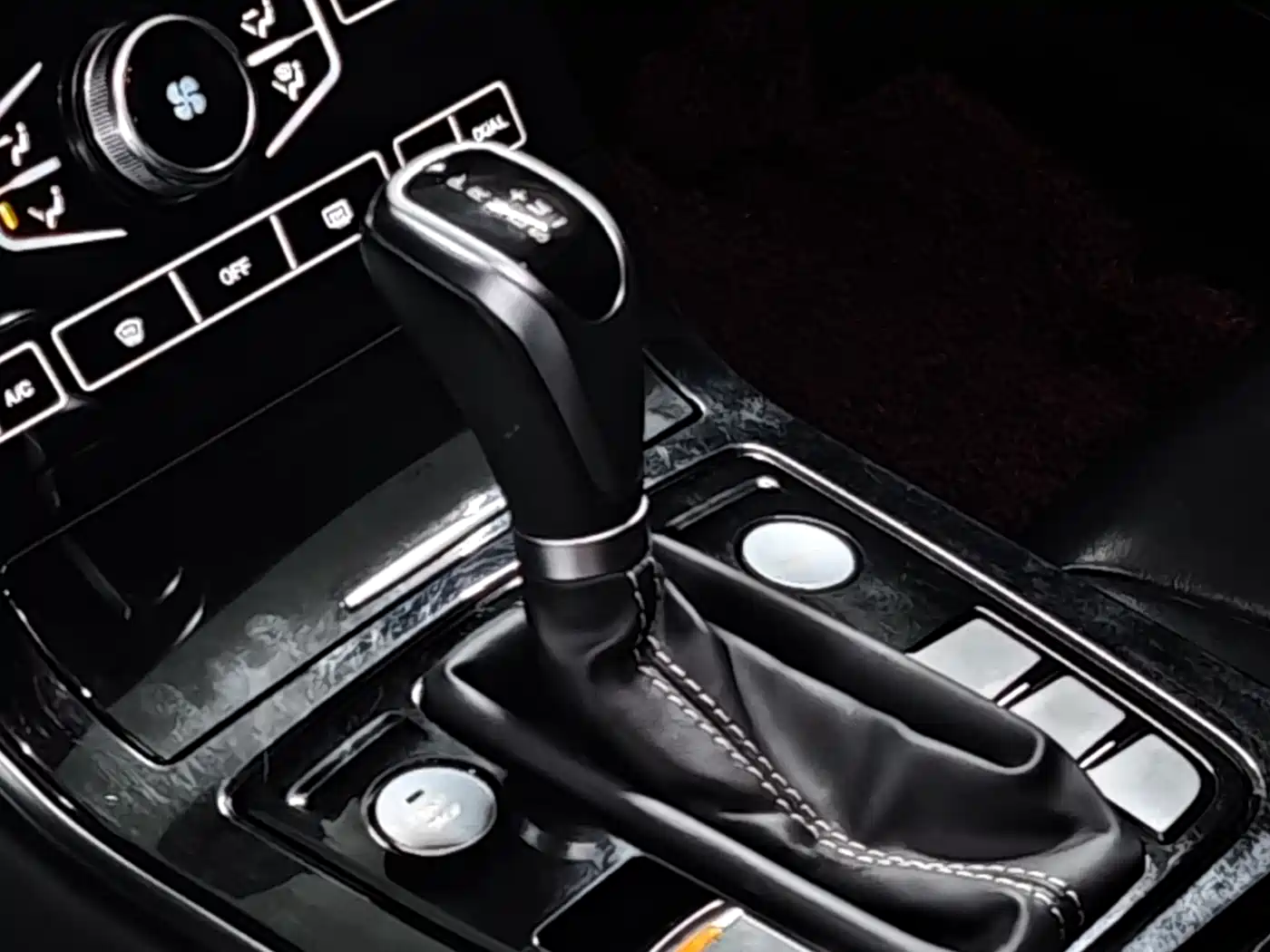 Hongqi H5 2019 30TD Style Edition фото 16