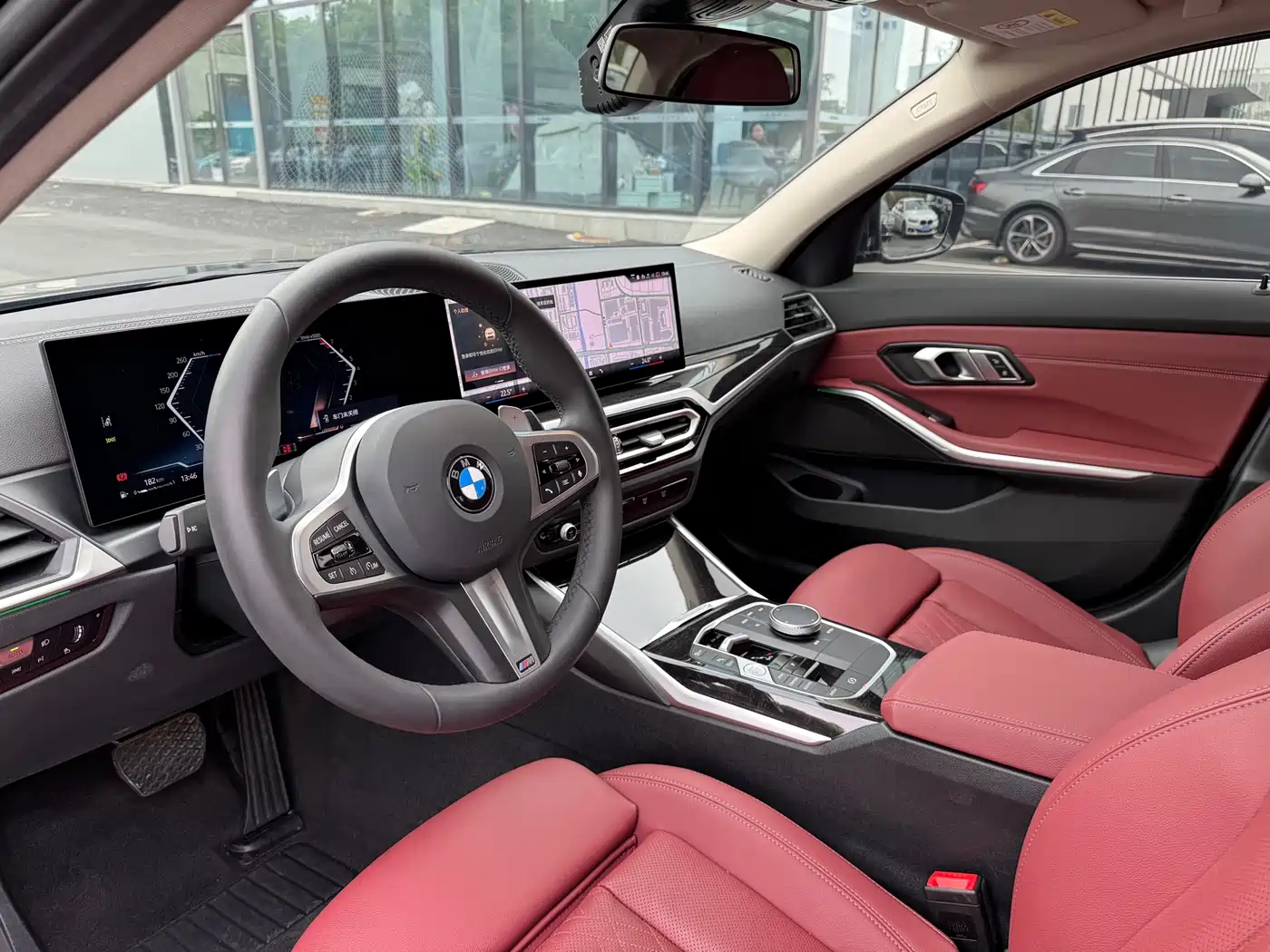 BMW 3 Series 2024 325Li M Sport Package фото 6