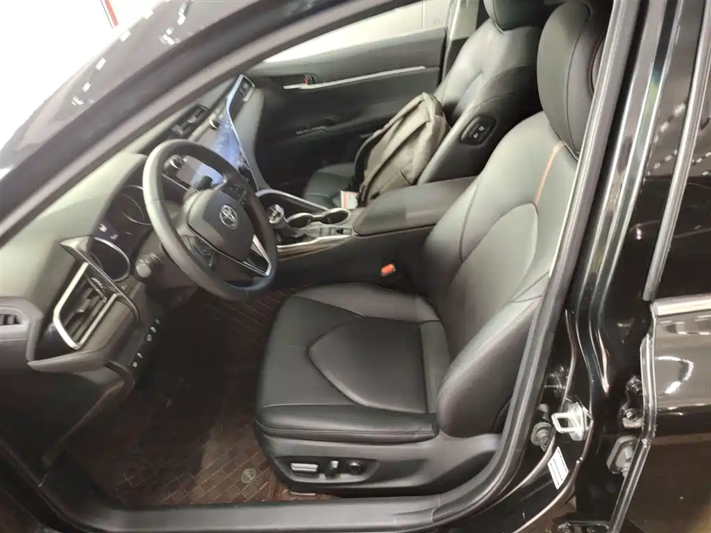 Toyota Camry 2019 2.5G Luxury Edition China VI фото 11