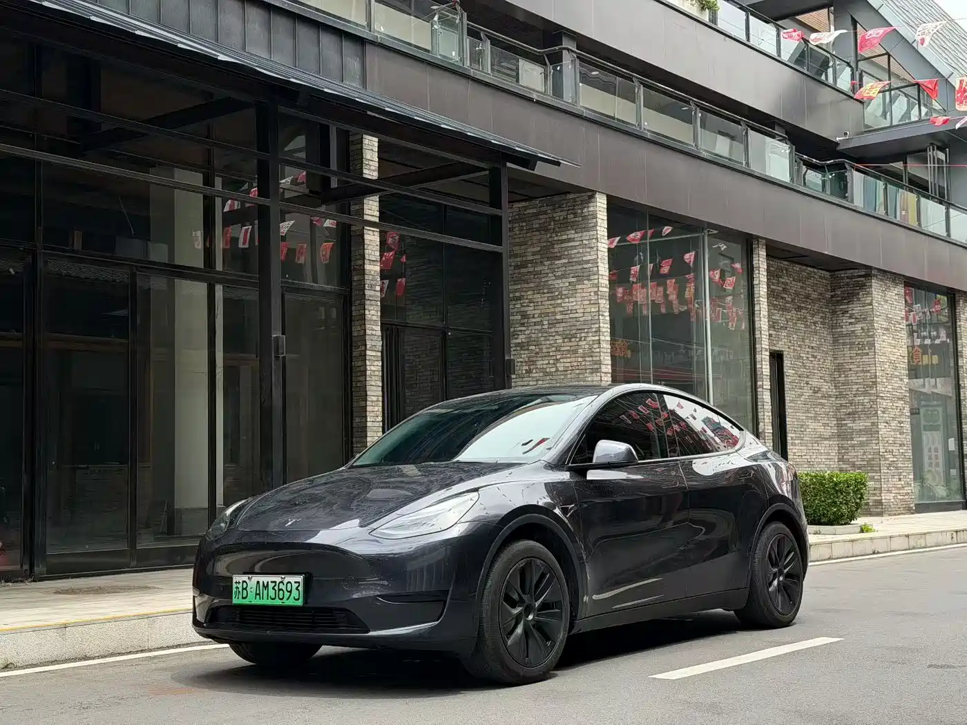 Tesla Model Y 2024 Rear-Wheel Drive Version