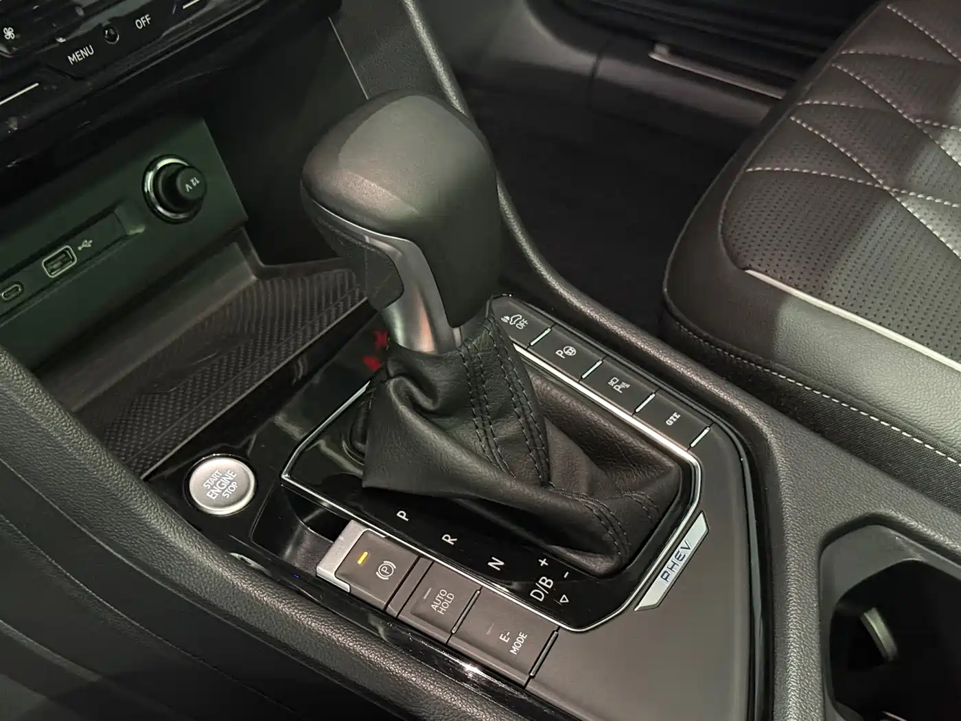 VOLKSWAGEN TIGUAN L NEW ENERGY