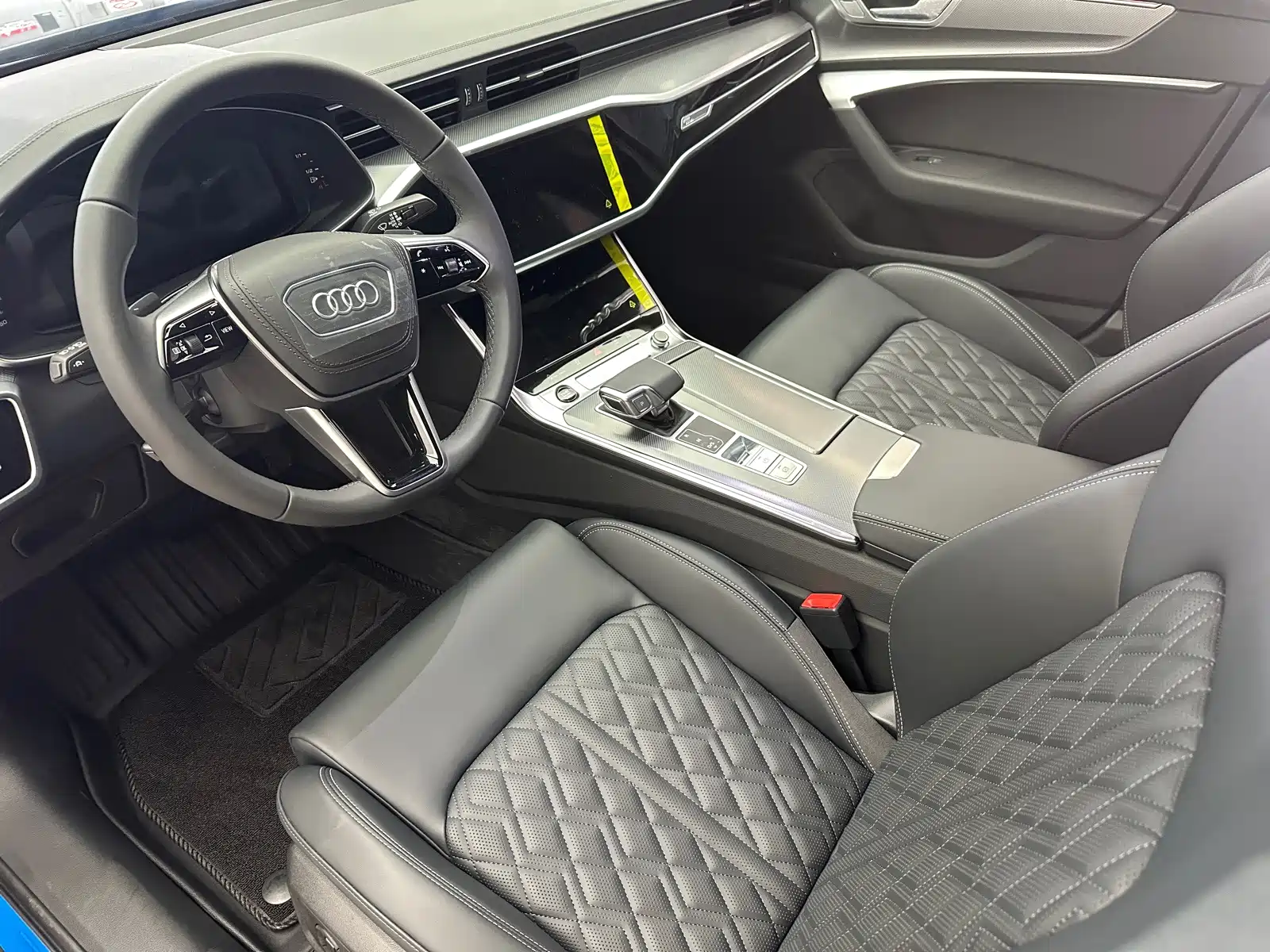 Photo 15 - Audi A6L