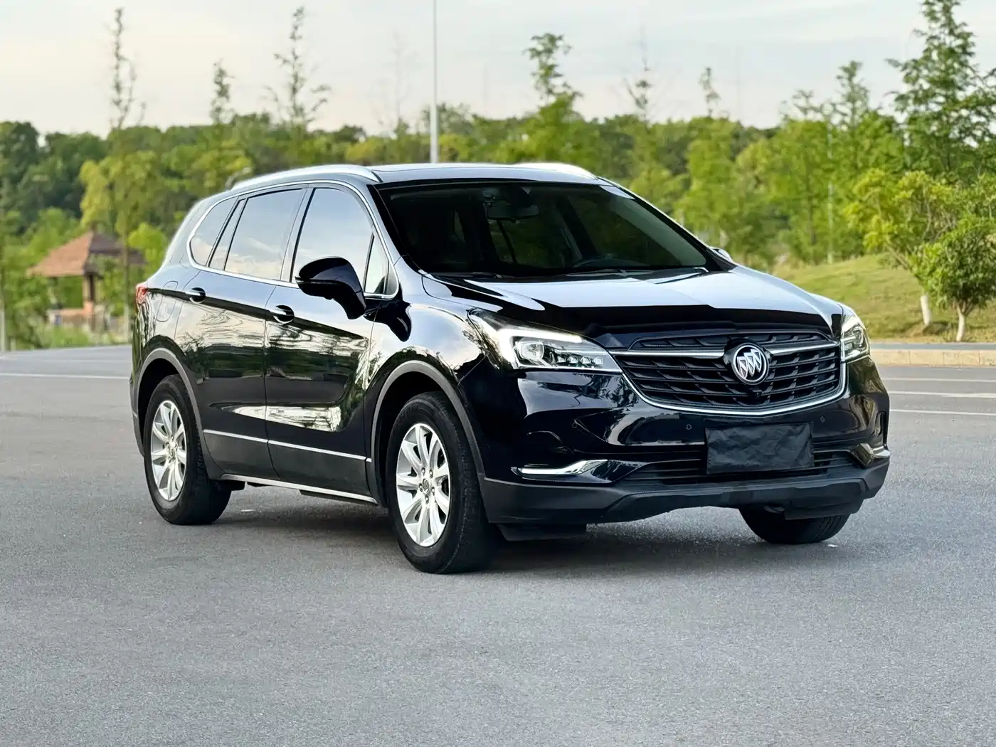 Buick Envision Plus 2020 20T FWD Luxury фото 3