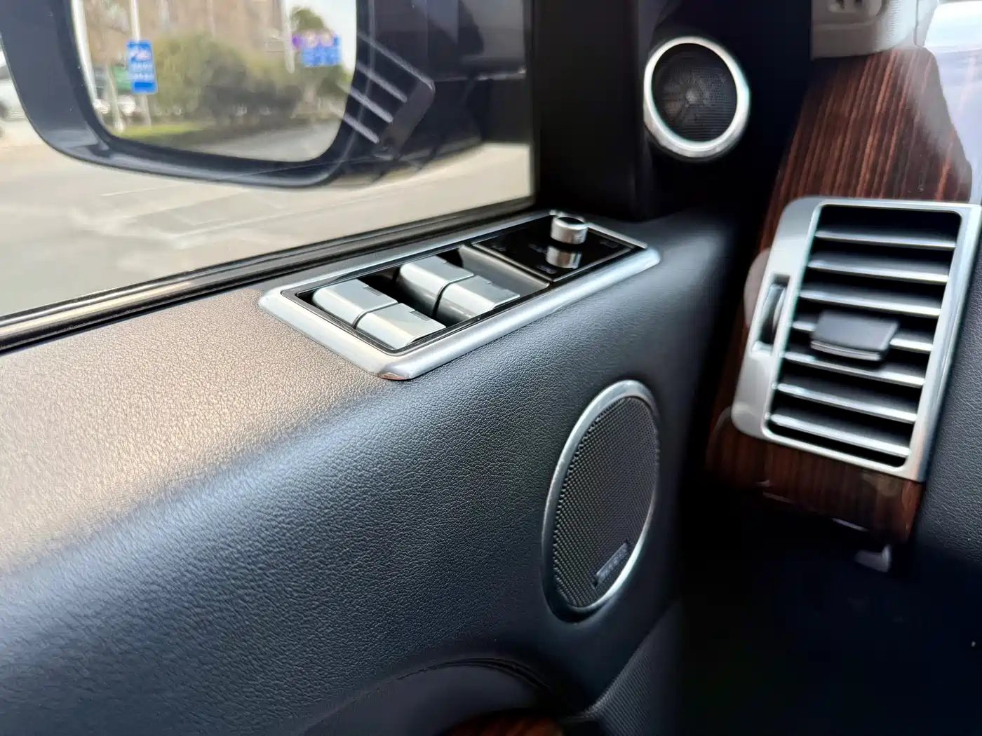 Land Rover Range Rover 2017 3.0 SC V6 Vogue фото 8