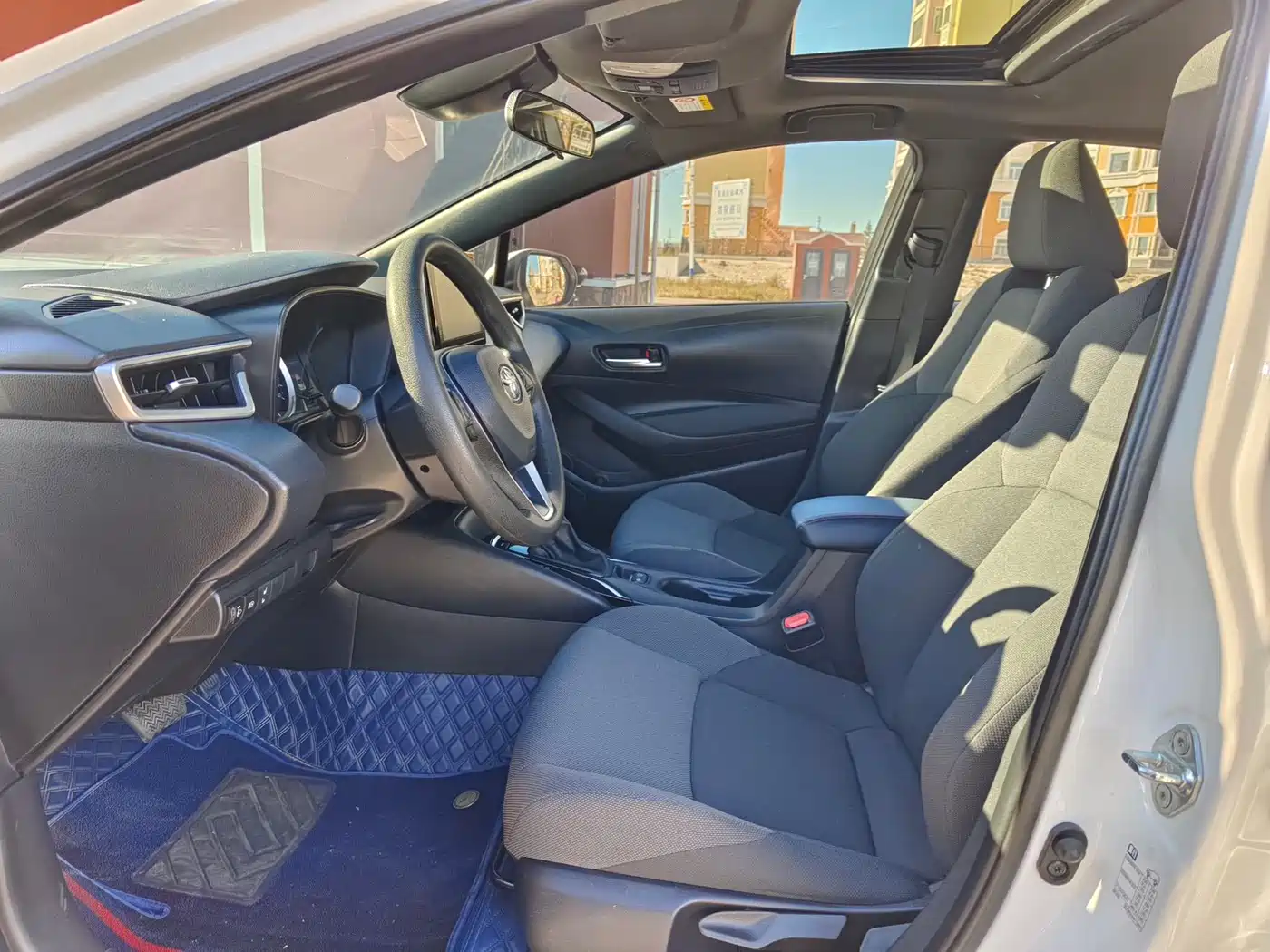 Toyota Levin 2021 185T CVT Luxury Edition фото 10